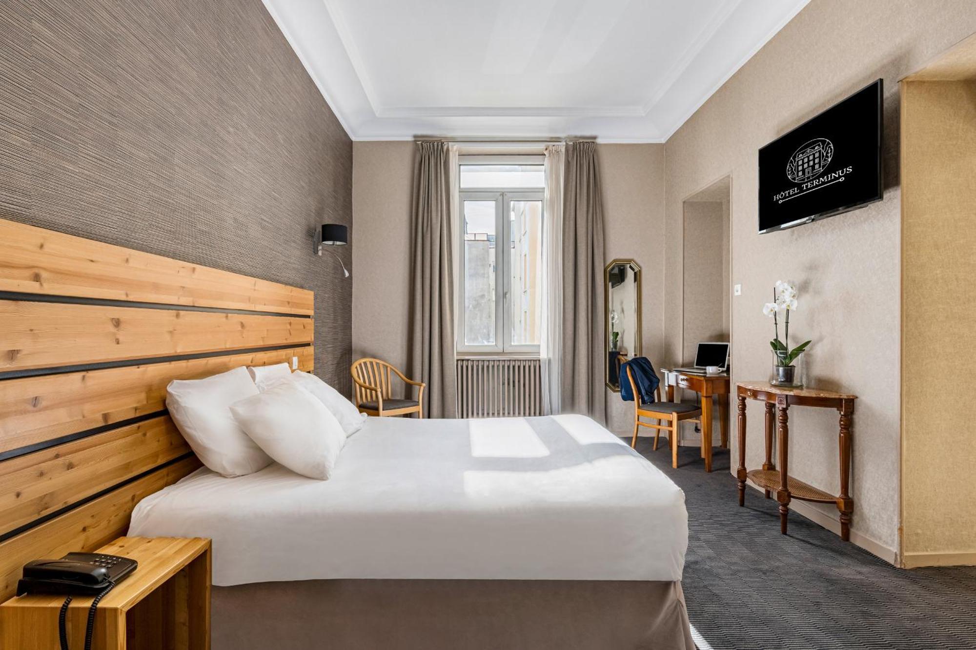Hotel Terminus Гренобль Экстерьер фото